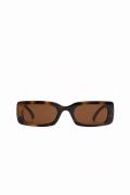 NA-KD Accessories Resirkulerte solbriller med bred retrolook - Brown