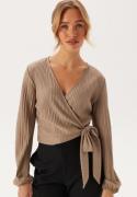 BUBBLEROOM Jolie Wrap Top Nougat M