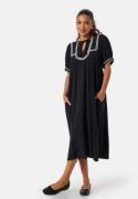 VILA Vimanda S/S midi dress Black/White 38