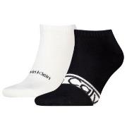 Calvin Klein Strømper 2P Cotton Logo Stripe Sneaker Socks Svart One Si...