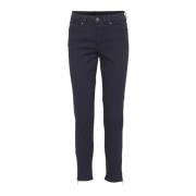 Magic Fit Skinny Jeans