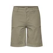 Stilige sommershorts for kvinner