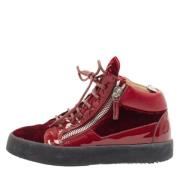 Pre-owned Burgunder skinn Giuseppe Zanotti joggesko