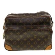 Pre-owned Brunt lerret Louis Vuitton Nilen