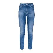 Dame 5-lommers Jeans. Slim Fit, Vanlig Midje og Hem. Laget i Italia.