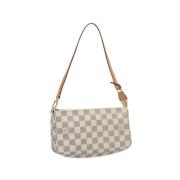 Pre-owned Canvas louis-vuitton-bags