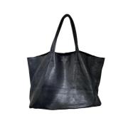 Pre-owned Leather totes