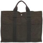 Pre-owned Canvas handbags