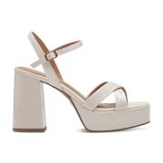 Elegant Beige Flate Sandaler