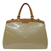 Pre-owned Leather handbags