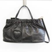 Pre-owned Leather shoulder-bags