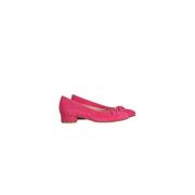 Fuchsia Pumps med Firkantet Tå og Spenne Detalj