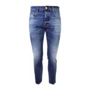 Medium Denim Jeans med Slitasje