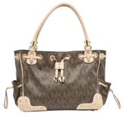 Pre-owned Fabric handbags