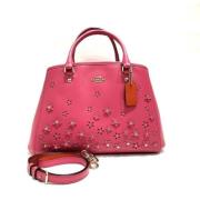 Pre-owned Fabric handbags