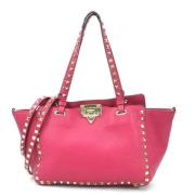 Pre-owned Fabric handbags