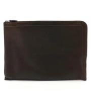 Pre-owned Leather clutches