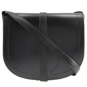 Pre-owned Leather shoulder-bags