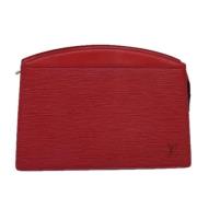 Pre-owned Leather clutches