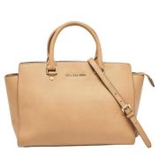 Pre-owned Leather totes