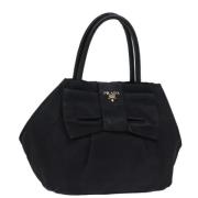 Pre-owned Nylon handbags