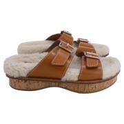 Pre-owned Leather sandals