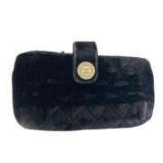 Pre-owned Suede clutches