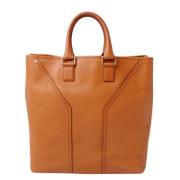 Pre-owned Leather handbags