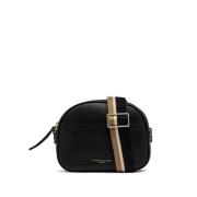 Hammret skinn crossbody veske