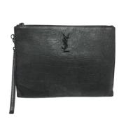 Pre-owned Leather pouches