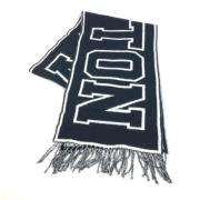 Pre-owned Wool scarves