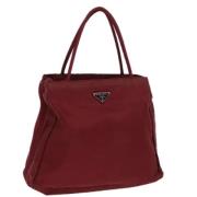 Pre-owned Nylon handbags