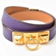 Pre-owned Leather bracelets