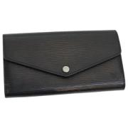 Pre-owned Leather wallets