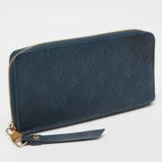 Pre-owned Leather wallets