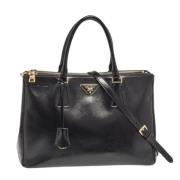 Pre-owned Leather prada-bags