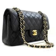 Pre-owned Leather chanel-bags