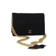 Pre-owned Silk chanel-bags