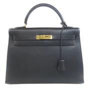 Pre-owned Leather handbags