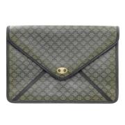 Pre-owned Canvas clutches