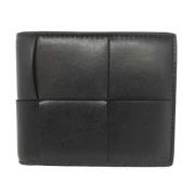 Pre-owned Leather wallets