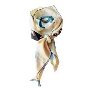 Pre-owned Silk scarves