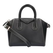 Pre-owned Leather handbags