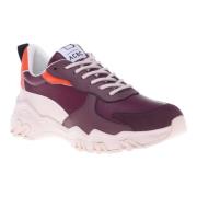 Trainers in burgundy eco-leather