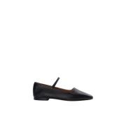 Minimalist Mary Jane Flats