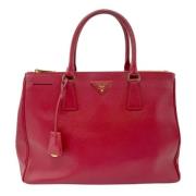 Pre-owned Leather prada-bags