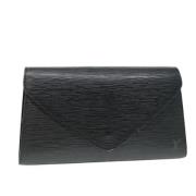 Pre-owned Leather clutches