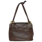 Pre-owned Leather shoulder-bags