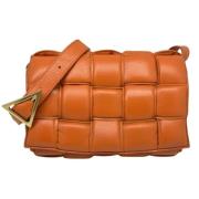 Pre-owned Leather shoulder-bags