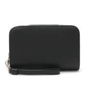 Pre-owned Leather clutches